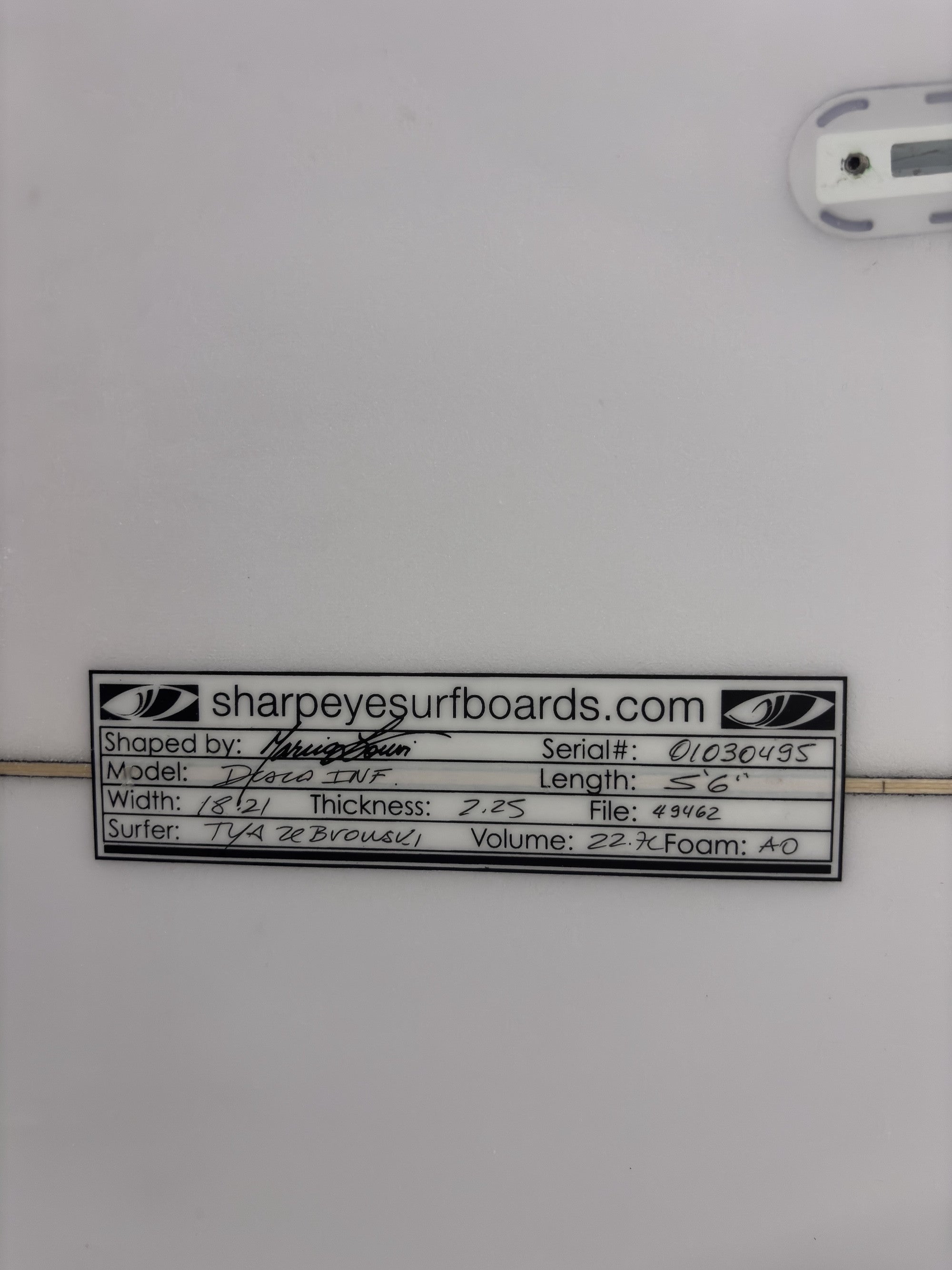 DISCO INFERNO 5'6" x 18 1/4" X  2 1/4" - 22.70L, 3x  Futures Fin Boxes, PU [New] - ID:1073138