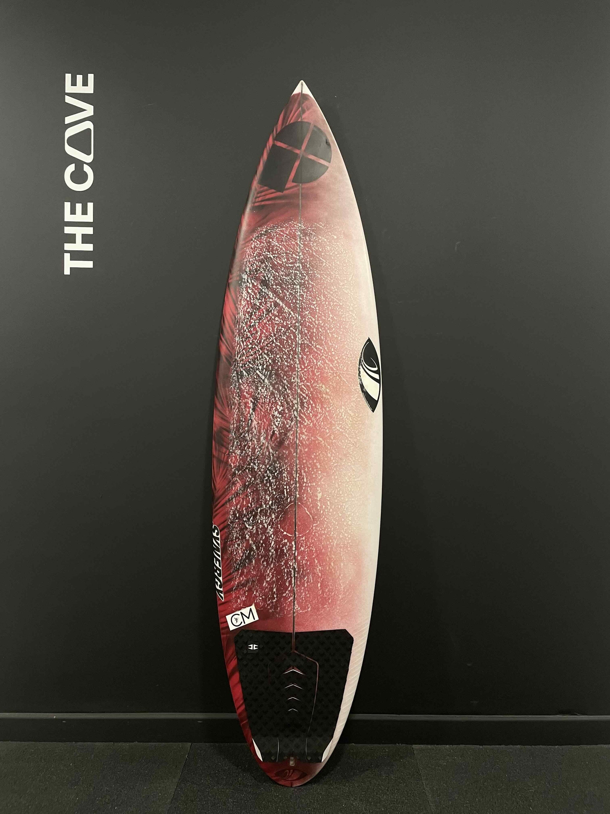 SYNERGY 6'1" x 18 5/8" X 2 7/16" - 28,64 L, 3x FCS 2 boîtiers d'ailerons, PU [Semi-neuf] - ID:972433