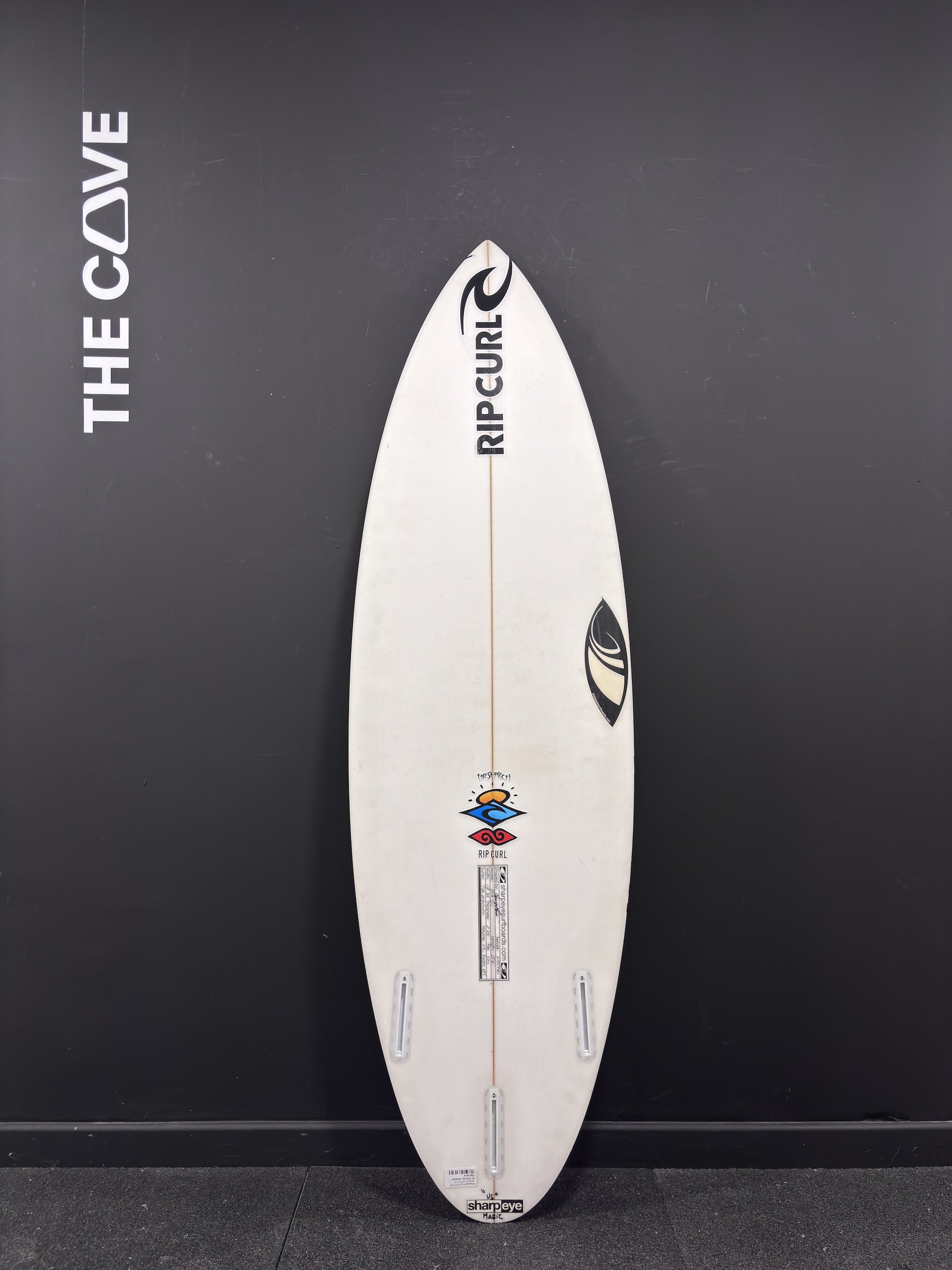 FILE FIFTY 5'6" x 18 3/8" X  2 1/4" - 23.00L, 3x  Futures Fin Boxes, EPS [Good] - ID:1073135